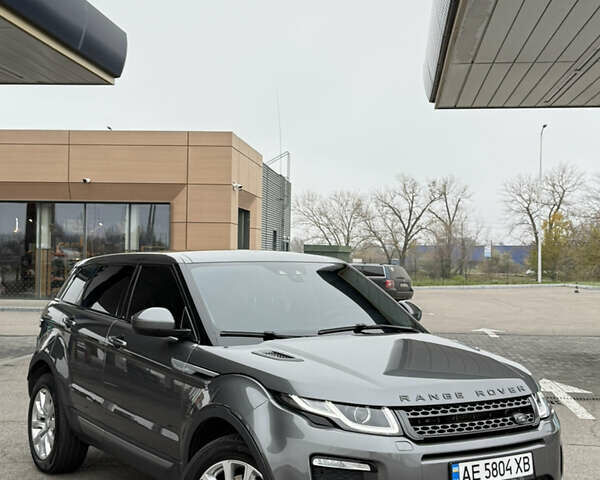 Сірий Ленд Ровер Рендж Ровер Евок, об'ємом двигуна 2 л та пробігом 65 тис. км за 21900 $, фото 9 на Automoto.ua