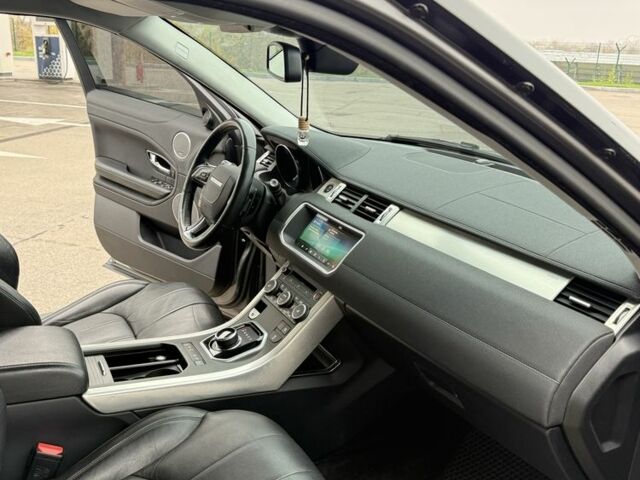 Сірий Ленд Ровер Рендж Ровер Евок, об'ємом двигуна 2 л та пробігом 65 тис. км за 21900 $, фото 18 на Automoto.ua