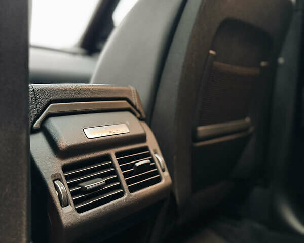 Серый Ленд Ровер Рендж Ровер Эвок, объемом двигателя 2 л и пробегом 70 тыс. км за 26500 $, фото 28 на Automoto.ua