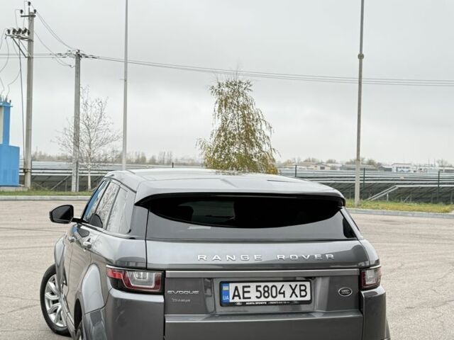 Сірий Ленд Ровер Рендж Ровер Евок, об'ємом двигуна 2 л та пробігом 65 тис. км за 21900 $, фото 5 на Automoto.ua