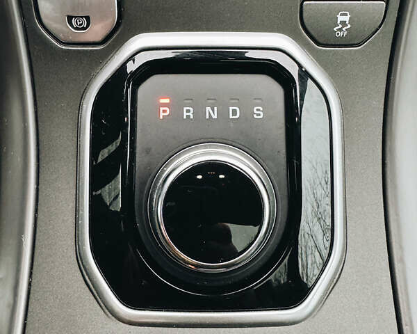 Серый Ленд Ровер Рендж Ровер Эвок, объемом двигателя 2 л и пробегом 70 тыс. км за 26500 $, фото 21 на Automoto.ua