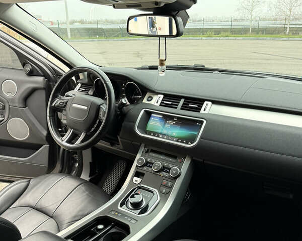 Сірий Ленд Ровер Рендж Ровер Евок, об'ємом двигуна 2 л та пробігом 65 тис. км за 21900 $, фото 23 на Automoto.ua