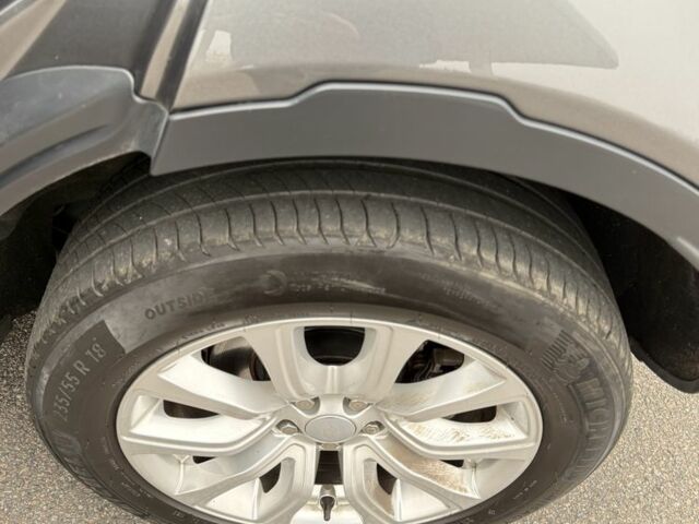 Сірий Ленд Ровер Рендж Ровер Евок, об'ємом двигуна 2 л та пробігом 65 тис. км за 21900 $, фото 15 на Automoto.ua