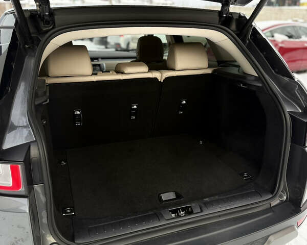 Сірий Ленд Ровер Рендж Ровер Евок, об'ємом двигуна 2 л та пробігом 170 тис. км за 20800 $, фото 13 на Automoto.ua