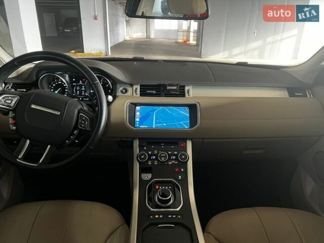 Серый Ленд Ровер Рендж Ровер Эвок, объемом двигателя 2 л и пробегом 59 тыс. км за 30000 $, фото 14 на Automoto.ua
