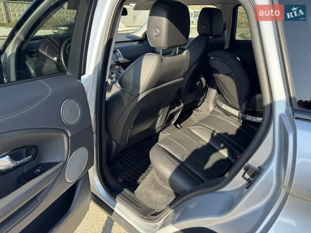 Серый Ленд Ровер Рендж Ровер Эвок, объемом двигателя 2 л и пробегом 82 тыс. км за 22800 $, фото 17 на Automoto.ua