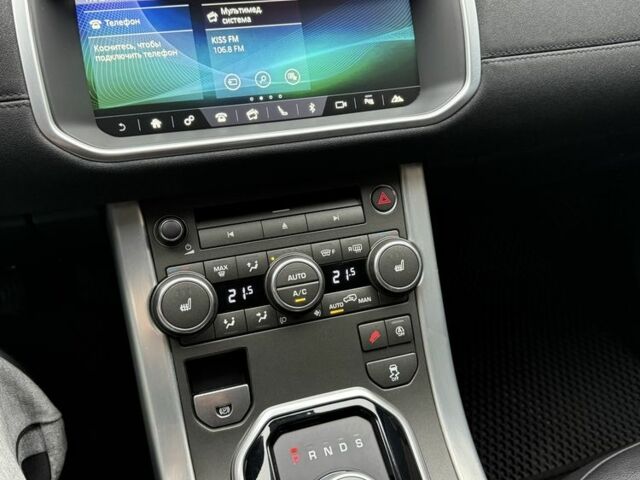 Сірий Ленд Ровер Рендж Ровер Евок, об'ємом двигуна 2 л та пробігом 65 тис. км за 21900 $, фото 22 на Automoto.ua