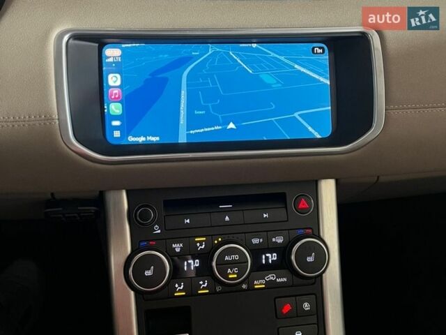 Серый Ленд Ровер Рендж Ровер Эвок, объемом двигателя 2 л и пробегом 59 тыс. км за 30000 $, фото 13 на Automoto.ua