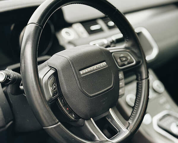 Серый Ленд Ровер Рендж Ровер Эвок, объемом двигателя 2 л и пробегом 70 тыс. км за 26500 $, фото 15 на Automoto.ua