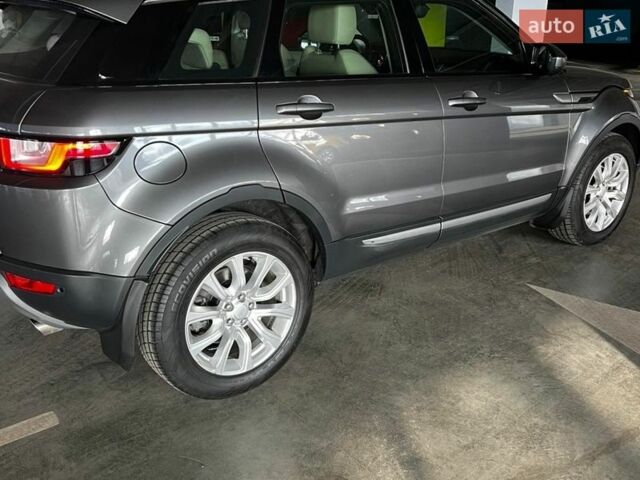 Серый Ленд Ровер Рендж Ровер Эвок, объемом двигателя 2 л и пробегом 59 тыс. км за 30000 $, фото 2 на Automoto.ua