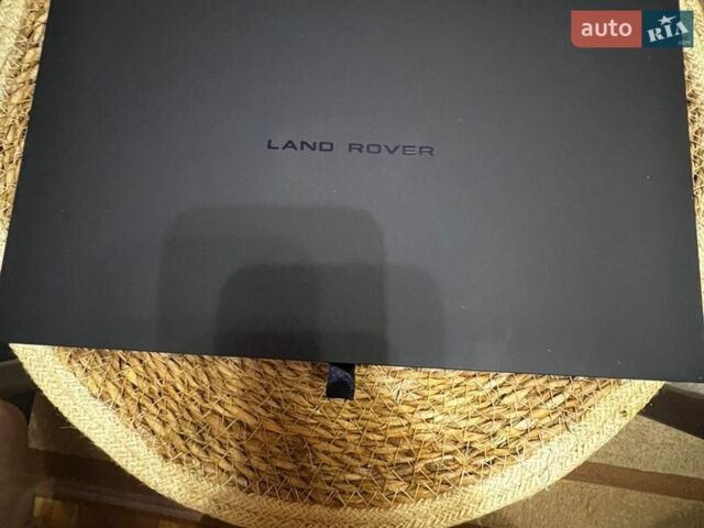Серый Ленд Ровер Рендж Ровер Эвок, объемом двигателя 2 л и пробегом 59 тыс. км за 30000 $, фото 16 на Automoto.ua
