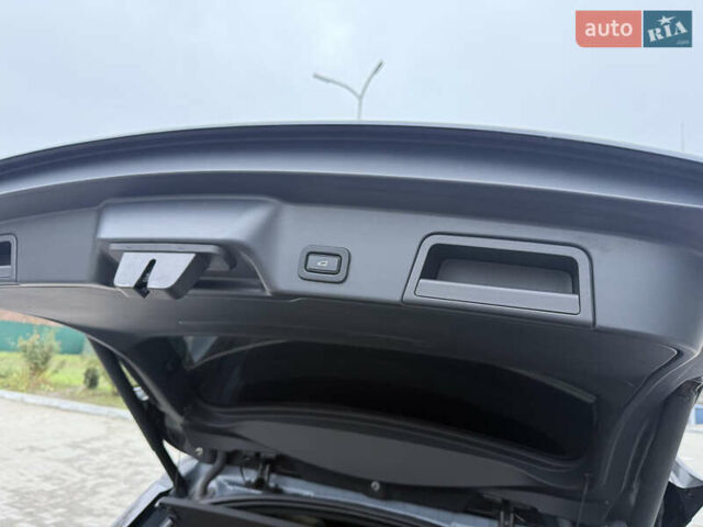 Сірий Ленд Ровер Рендж Ровер Евок, об'ємом двигуна 2 л та пробігом 161 тис. км за 29999 $, фото 29 на Automoto.ua