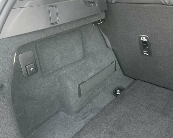 Сірий Ленд Ровер Рендж Ровер Евок, об'ємом двигуна 2 л та пробігом 36 тис. км за 35000 $, фото 13 на Automoto.ua