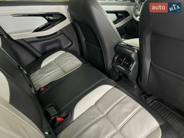 Сірий Ленд Ровер Рендж Ровер Евок, об'ємом двигуна 0 л та пробігом 61 тис. км за 34990 $, фото 39 на Automoto.ua