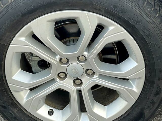 Серый Ленд Ровер Рендж Ровер Эвок, объемом двигателя 2 л и пробегом 36 тыс. км за 33700 $, фото 11 на Automoto.ua