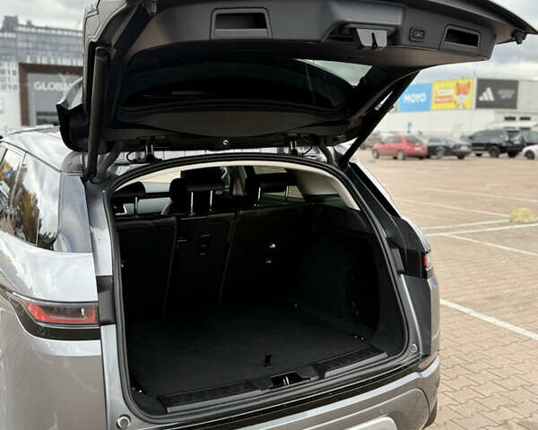 Серый Ленд Ровер Рендж Ровер Эвок, объемом двигателя 2 л и пробегом 120 тыс. км за 35000 $, фото 36 на Automoto.ua