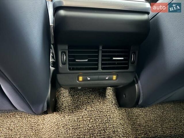 Серый Ленд Ровер Рендж Ровер Эвок, объемом двигателя 2 л и пробегом 83 тыс. км за 34990 $, фото 24 на Automoto.ua