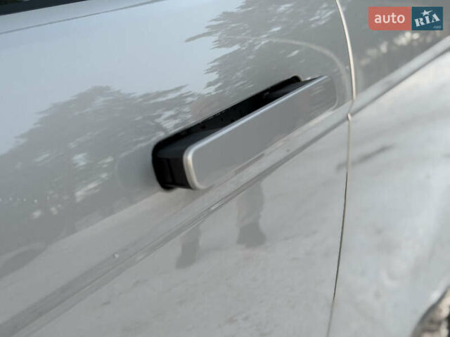 Серый Ленд Ровер Рендж Ровер Эвок, объемом двигателя 2 л и пробегом 71 тыс. км за 33500 $, фото 20 на Automoto.ua