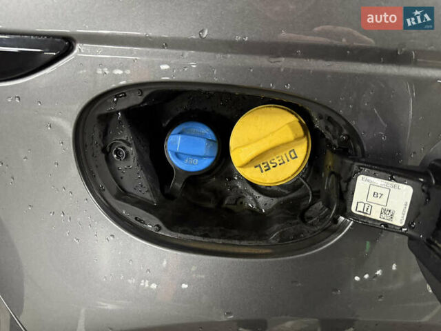 Сірий Ленд Ровер Рендж Ровер Евок, об'ємом двигуна 2 л та пробігом 103 тис. км за 31700 $, фото 23 на Automoto.ua