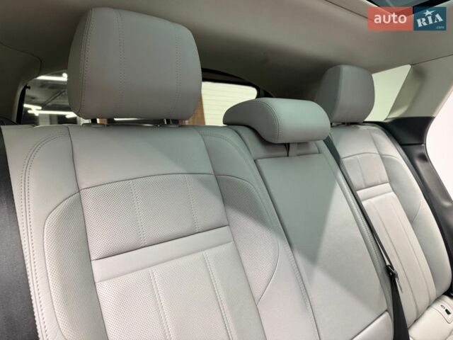 Серый Ленд Ровер Рендж Ровер Эвок, объемом двигателя 2 л и пробегом 75 тыс. км за 31500 $, фото 32 на Automoto.ua