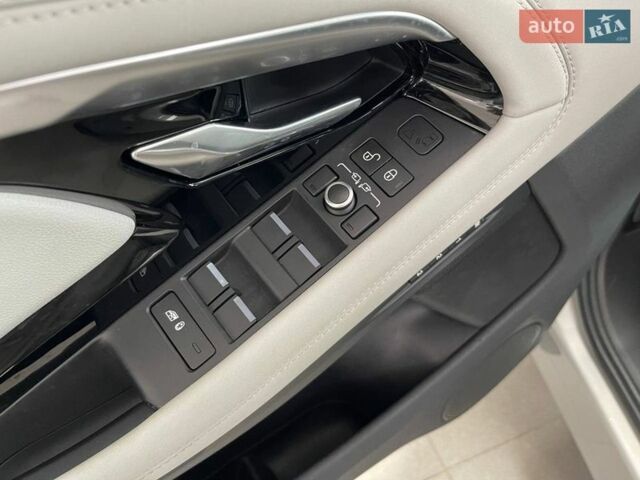 Сірий Ленд Ровер Рендж Ровер Евок, об'ємом двигуна 0 л та пробігом 61 тис. км за 34990 $, фото 19 на Automoto.ua