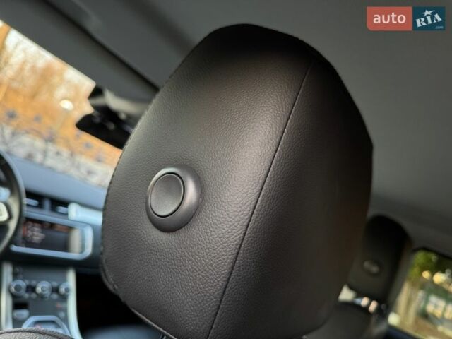 Серый Ленд Ровер Рендж Ровер Эвок, объемом двигателя 2 л и пробегом 130 тыс. км за 23900 $, фото 86 на Automoto.ua