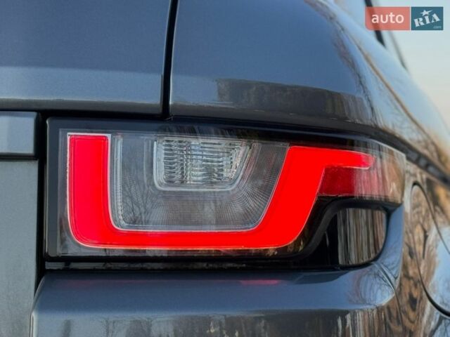 Серый Ленд Ровер Рендж Ровер Эвок, объемом двигателя 2 л и пробегом 130 тыс. км за 23900 $, фото 35 на Automoto.ua