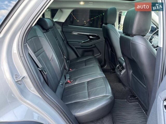 Сірий Ленд Ровер Рендж Ровер Евок, об'ємом двигуна 2 л та пробігом 71 тис. км за 30500 $, фото 22 на Automoto.ua