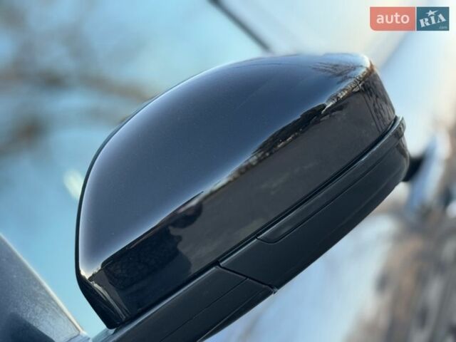 Серый Ленд Ровер Рендж Ровер Эвок, объемом двигателя 2 л и пробегом 130 тыс. км за 23900 $, фото 19 на Automoto.ua