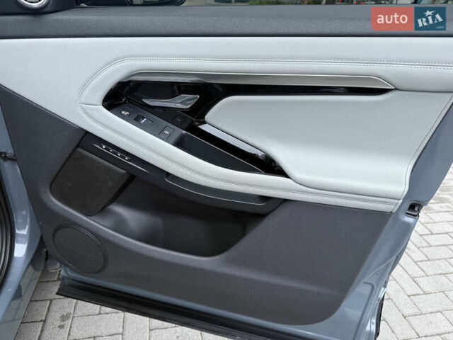 Сірий Ленд Ровер Рендж Ровер Евок, об'ємом двигуна 2 л та пробігом 161 тис. км за 29999 $, фото 58 на Automoto.ua