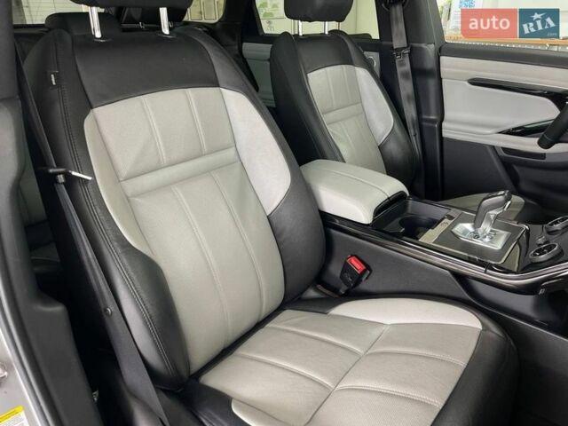 Сірий Ленд Ровер Рендж Ровер Евок, об'ємом двигуна 0 л та пробігом 61 тис. км за 34990 $, фото 38 на Automoto.ua