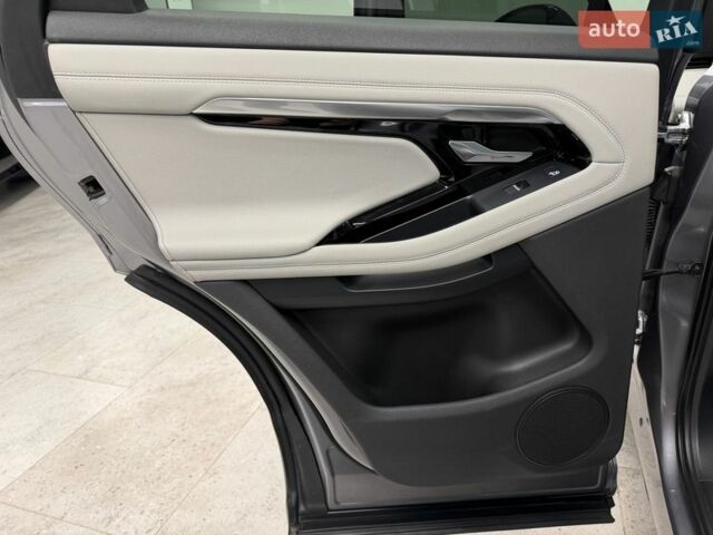 Серый Ленд Ровер Рендж Ровер Эвок, объемом двигателя 2 л и пробегом 75 тыс. км за 31500 $, фото 20 на Automoto.ua