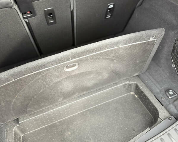 Серый Ленд Ровер Рендж Ровер Эвок, объемом двигателя 2 л и пробегом 120 тыс. км за 35000 $, фото 39 на Automoto.ua