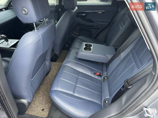 Серый Ленд Ровер Рендж Ровер Эвок, объемом двигателя 2 л и пробегом 83 тыс. км за 34990 $, фото 23 на Automoto.ua