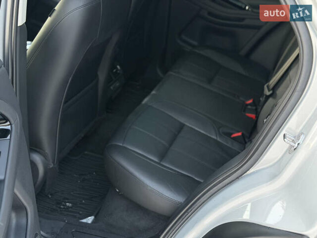 Серый Ленд Ровер Рендж Ровер Эвок, объемом двигателя 2 л и пробегом 71 тыс. км за 33500 $, фото 14 на Automoto.ua