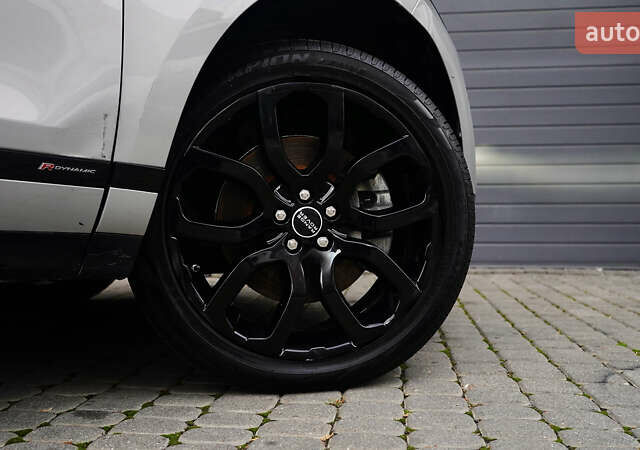 Серый Ленд Ровер Рендж Ровер Эвок, объемом двигателя 2 л и пробегом 95 тыс. км за 37800 $, фото 13 на Automoto.ua