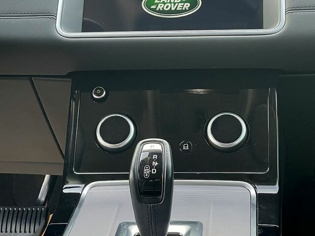 Серый Ленд Ровер Рендж Ровер Эвок, объемом двигателя 2 л и пробегом 36 тыс. км за 33700 $, фото 10 на Automoto.ua