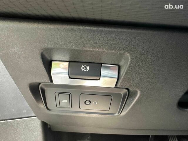 Сірий Ленд Ровер Рендж Ровер Евок, об'ємом двигуна 2 л та пробігом 65 тис. км за 30790 $, фото 19 на Automoto.ua