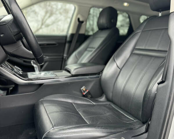 Сірий Ленд Ровер Рендж Ровер Евок, об'ємом двигуна 2 л та пробігом 108 тис. км за 26900 $, фото 12 на Automoto.ua