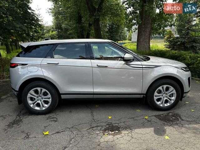 Серый Ленд Ровер Рендж Ровер Эвок, объемом двигателя 2 л и пробегом 65 тыс. км за 30790 $, фото 3 на Automoto.ua