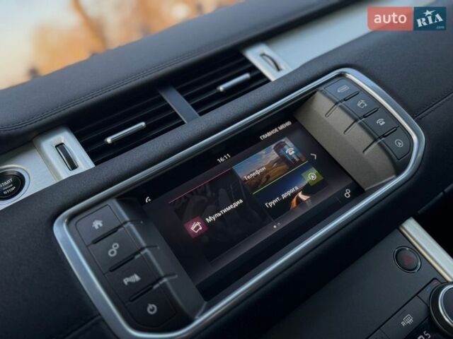 Серый Ленд Ровер Рендж Ровер Эвок, объемом двигателя 2 л и пробегом 130 тыс. км за 23900 $, фото 57 на Automoto.ua