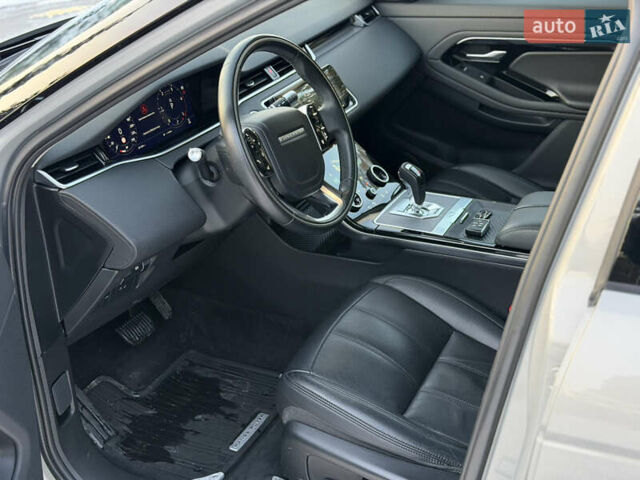 Серый Ленд Ровер Рендж Ровер Эвок, объемом двигателя 2 л и пробегом 71 тыс. км за 33500 $, фото 9 на Automoto.ua