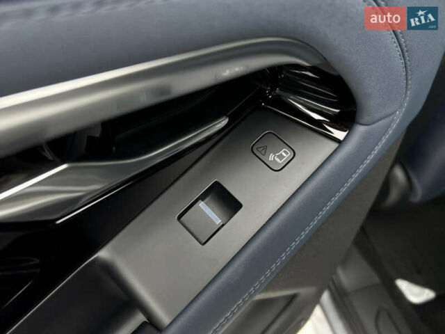 Сірий Ленд Ровер Рендж Ровер Евок, об'ємом двигуна 2 л та пробігом 70 тис. км за 29000 $, фото 25 на Automoto.ua