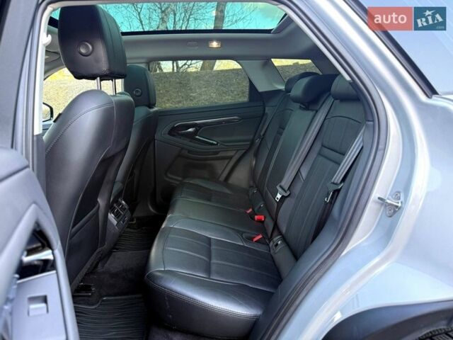 Сірий Ленд Ровер Рендж Ровер Евок, об'ємом двигуна 2 л та пробігом 71 тис. км за 30500 $, фото 15 на Automoto.ua