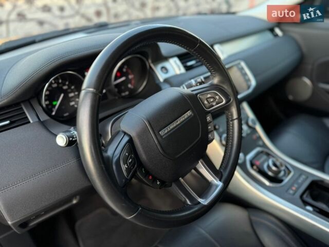 Серый Ленд Ровер Рендж Ровер Эвок, объемом двигателя 2 л и пробегом 130 тыс. км за 23900 $, фото 45 на Automoto.ua