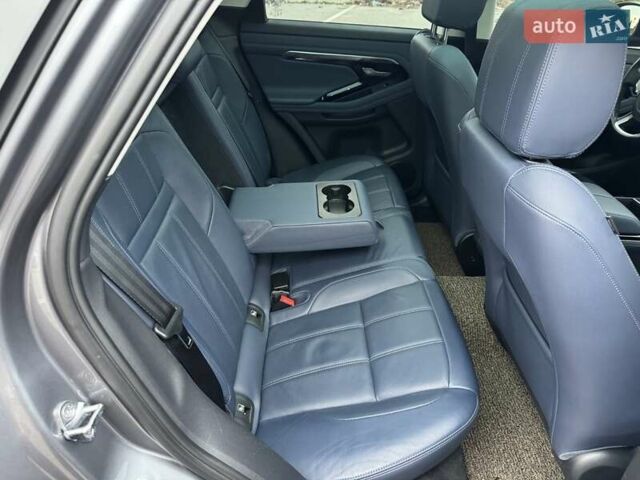 Серый Ленд Ровер Рендж Ровер Эвок, объемом двигателя 2 л и пробегом 83 тыс. км за 34990 $, фото 45 на Automoto.ua