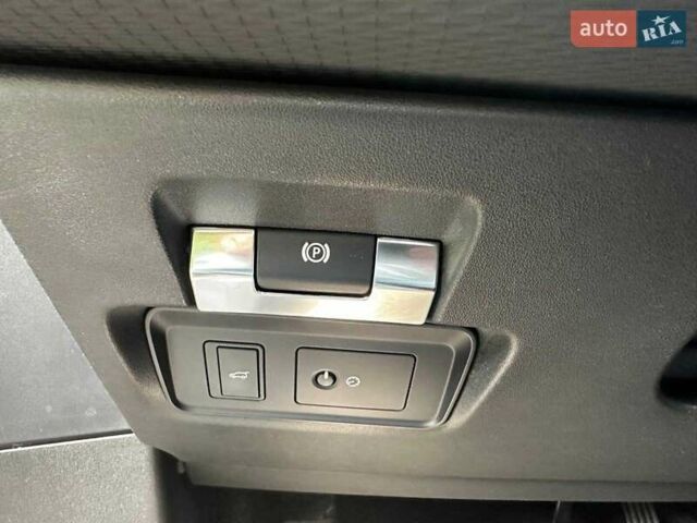 Серый Ленд Ровер Рендж Ровер Эвок, объемом двигателя 2 л и пробегом 65 тыс. км за 30790 $, фото 19 на Automoto.ua