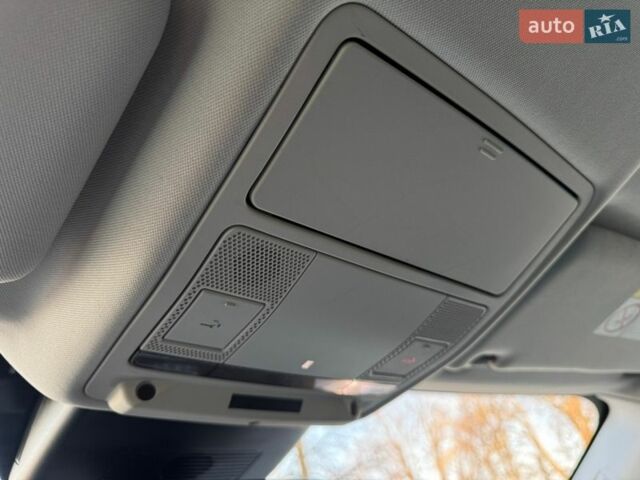 Серый Ленд Ровер Рендж Ровер Эвок, объемом двигателя 2 л и пробегом 130 тыс. км за 23900 $, фото 54 на Automoto.ua