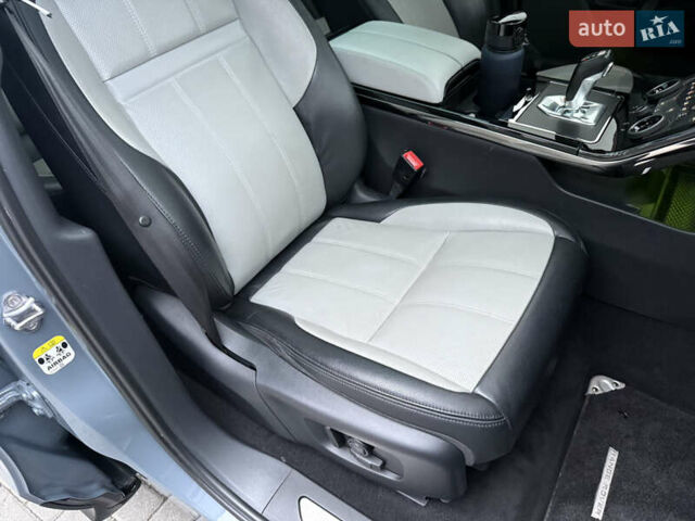 Сірий Ленд Ровер Рендж Ровер Евок, об'ємом двигуна 2 л та пробігом 161 тис. км за 29999 $, фото 47 на Automoto.ua