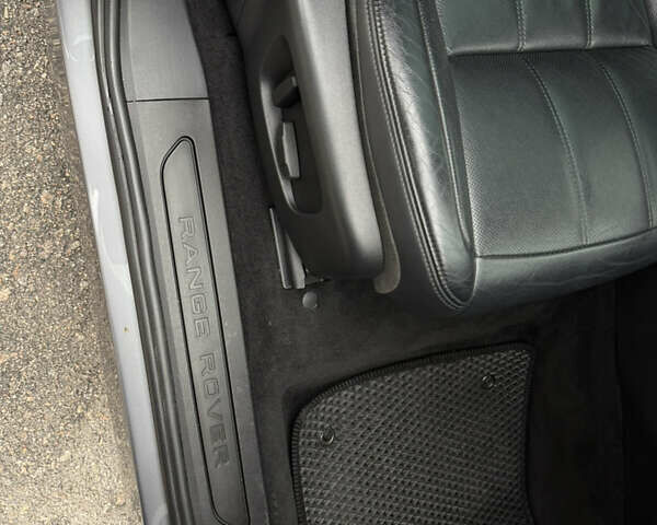 Серый Ленд Ровер Рендж Ровер Эвок, объемом двигателя 2 л и пробегом 70 тыс. км за 34000 $, фото 24 на Automoto.ua